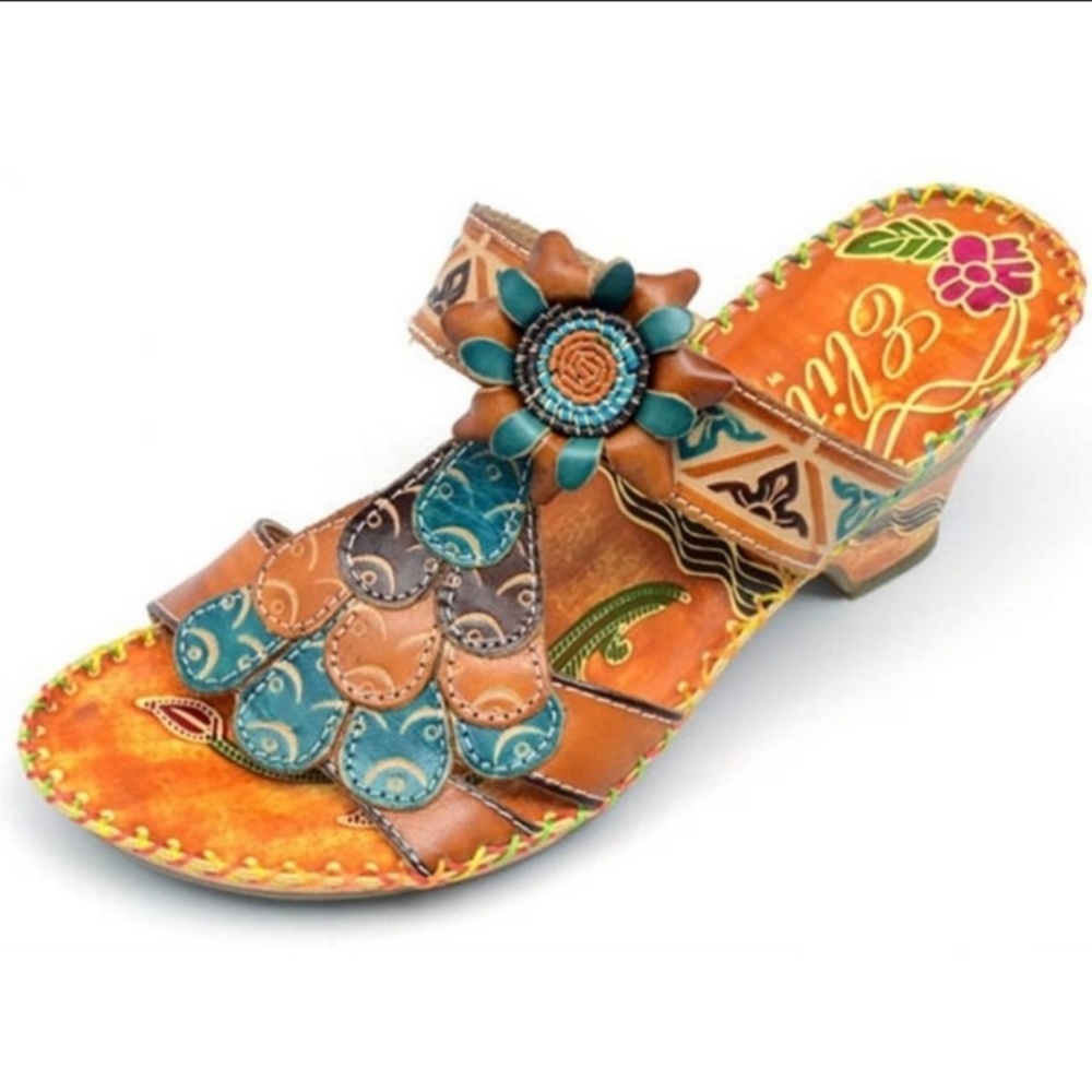 Nwot Elite by Corkys Navajo Wedges Sandals